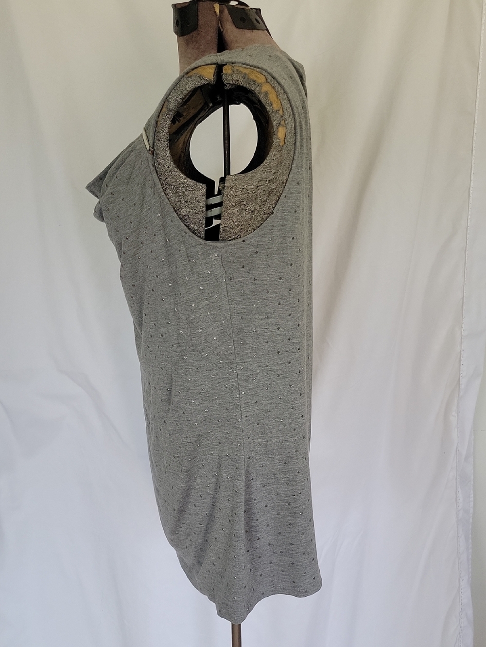 White House Black Market Top, Medium, Gray/Silver - Picture 4 of 10